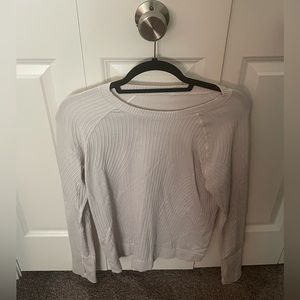 Lululemon light pull over